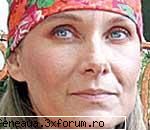 MONICA, ROCHIE DE MIREASA DE LA FOSTA LUI IRI - cafinutza - Haios ! Deochiat ! Povestioare ! Bancuri ! Cafinutza !